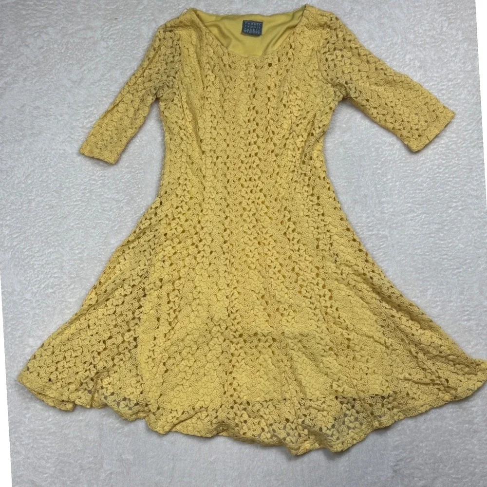 Rabbit Rabbit Rabbit Designs Yellow Crochet Lace Fit and Flare Dress‎ 3/4 Sleeve
